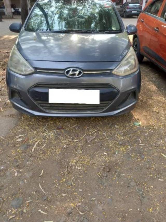 https://images10.gaadi.com/usedcar_image/4212716/original/processed_81b09b82-0485-4fd4-8029-a555f4bad3fd.jpg?imwidth=6400