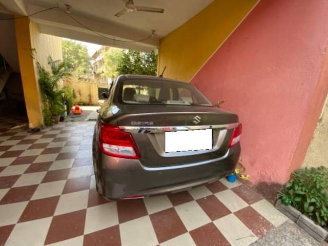 https://images10.gaadi.com/usedcar_image/4212721/original/processed_0a9fbea3-2384-4789-b5cb-688edc7d686a.jpeg?imwidth=6401