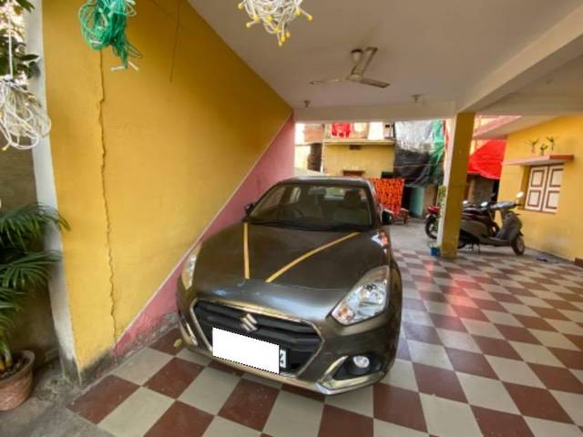 https://images10.gaadi.com/usedcar_image/4212721/original/processed_b1badb22-a2ed-4b48-b419-640e77f53472.jpeg?imwidth=6402