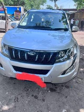 Mahindra XUV500 Mahindra XUV500 W10 2WD