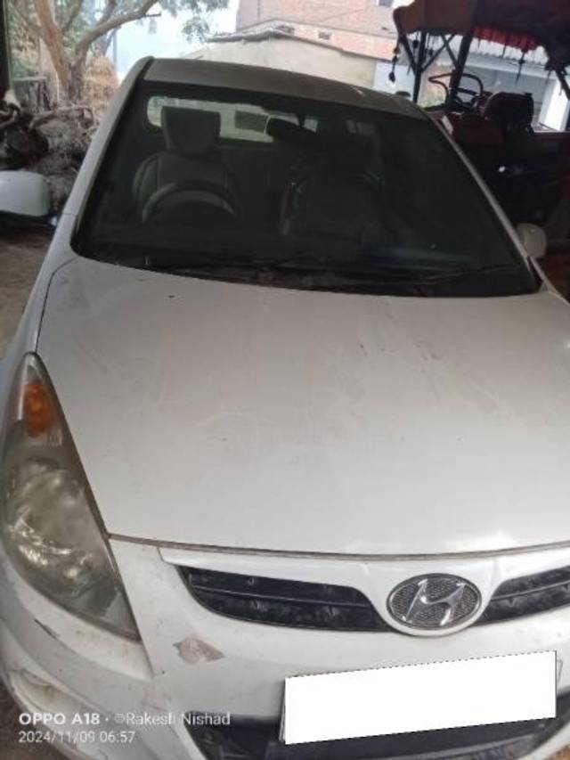 https://images10.gaadi.com/usedcar_image/4212778/original/processed_86251c9d-7965-4a1b-8d0a-693affa4bc8e.jpg?imwidth=6400