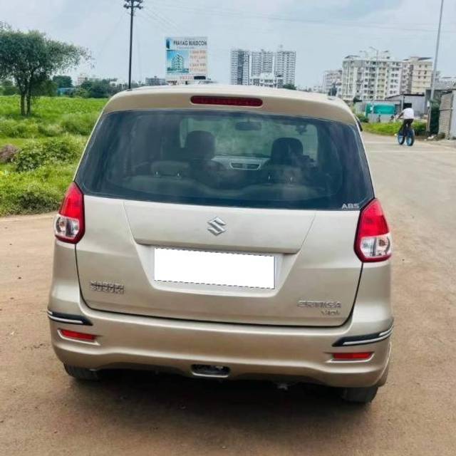 https://images10.gaadi.com/usedcar_image/4212794/original/processed_3050a347-7fbe-4bc2-9831-b07cf6fa3192.jpg?imwidth=6401