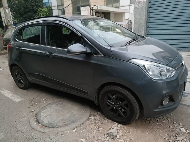 https://images10.gaadi.com/usedcar_image/4212844/original/abadcf1d6b64dd499ca4c4ff048e72ad.jpg?imwidth=6400