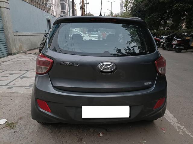 https://images10.gaadi.com/usedcar_image/4212844/original/processed_ffd62d756f175f9f0aa743623319cd3e.jpg?imwidth=6401