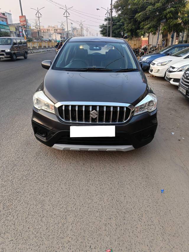 https://images10.gaadi.com/usedcar_image/4212852/original/processed_59371966e1f4bd1a122b6e6a3757f37c.jpg?imwidth=6400