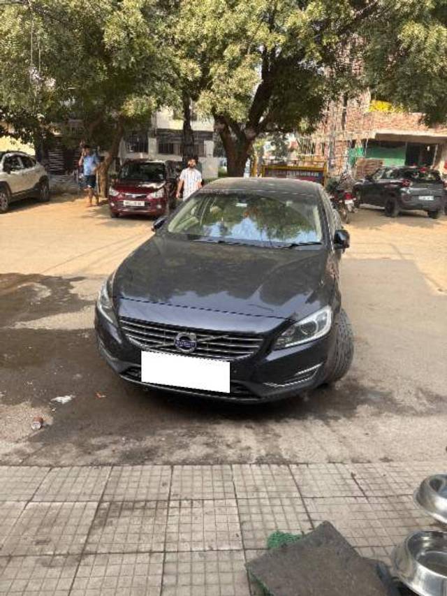 https://images10.gaadi.com/usedcar_image/4212963/original/795159fcb4d0008b35df972f950b90c1.jpg?imwidth=6400