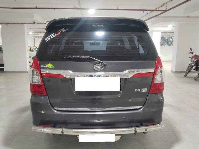 https://images10.gaadi.com/usedcar_image/4212987/original/processed_cd45eaa42fff5417110dfd0963eaecdc.jpg?imwidth=6402