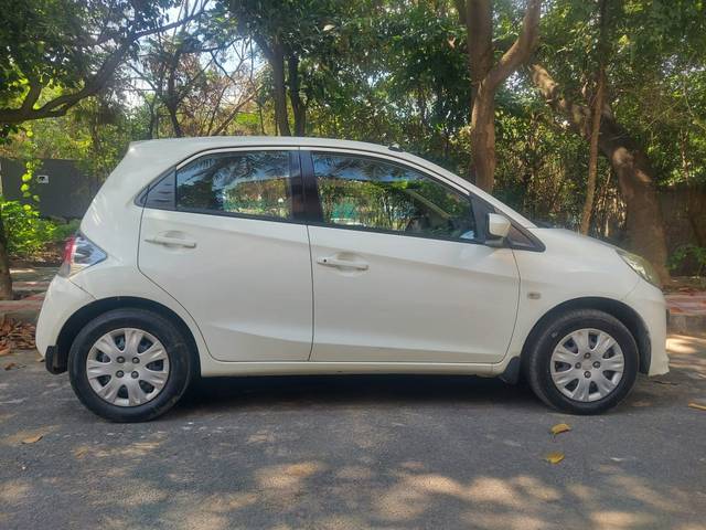 https://images10.gaadi.com/usedcar_image/4213016/original/46288a6616d5f487ee55a723af41b2d8.jpg?imwidth=6401