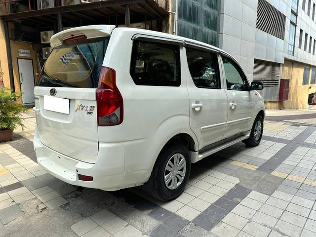 https://images10.gaadi.com/usedcar_image/4213039/original/processed_8aad0e3afb8de26a3e05bbed4c228062.jpg?imwidth=6402