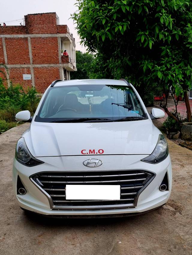 https://images10.gaadi.com/usedcar_image/4213041/original/processed_51821337f4485fa141a7ea6902dd5489.jpg?imwidth=6400