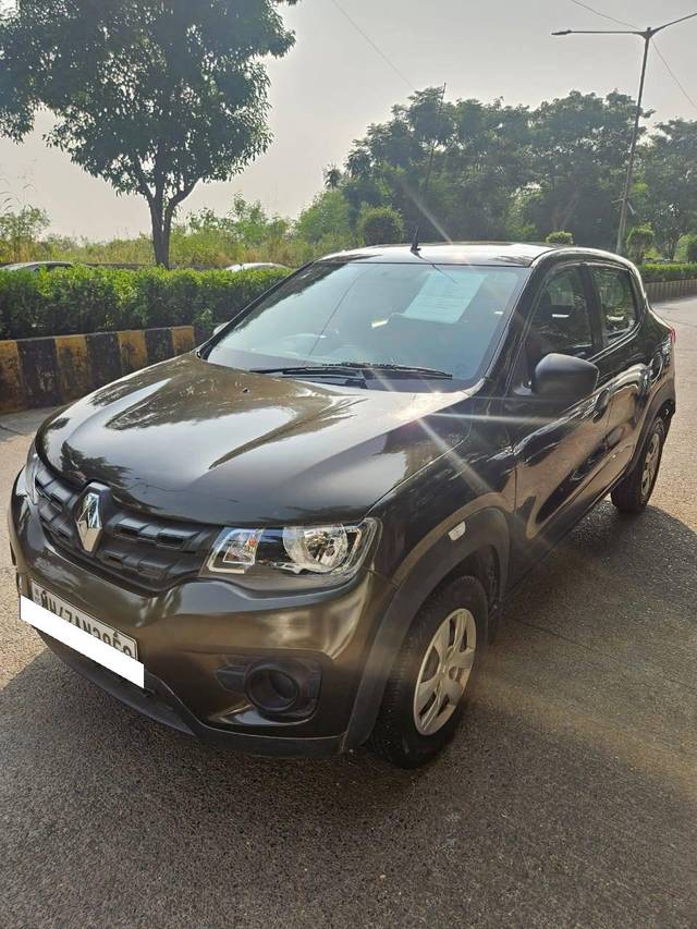 https://images10.gaadi.com/usedcar_image/4213067/original/processed_7cffdb666090b27852ccd6a1f3ab5ea5.jpg?imwidth=6402