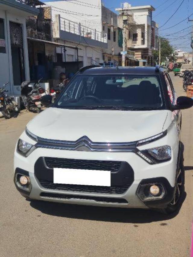 https://images10.gaadi.com/usedcar_image/4213123/original/1db8420d4ef2c87d4e6aeff4abb07089.jpg?imwidth=6400