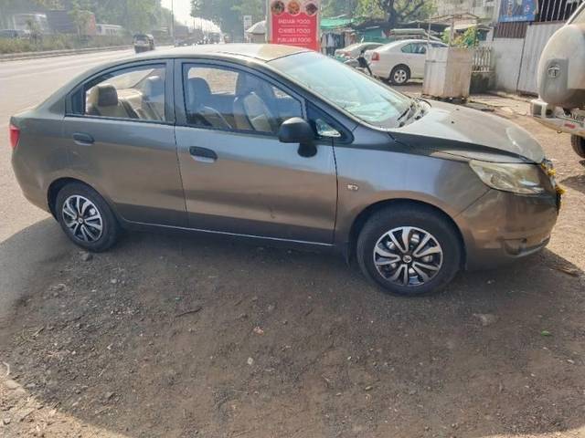 https://images10.gaadi.com/usedcar_image/4213149/original/processed_993751d9-878a-40b6-9dfc-4c998f7f9758.jpg?imwidth=6400