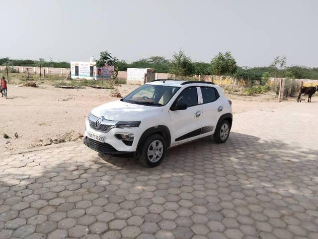 https://images10.gaadi.com/usedcar_image/4213170/original/processed_ad947a35-e57f-486a-83da-c5c741676d3c.jpg?imwidth=6401