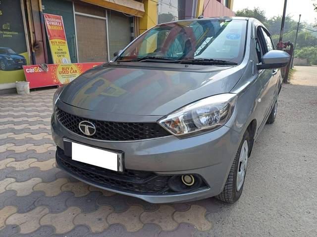 https://images10.gaadi.com/usedcar_image/4213176/original/processed_2ab1155a327d3f34d47ee688b20bf96c.jpg?imwidth=6402