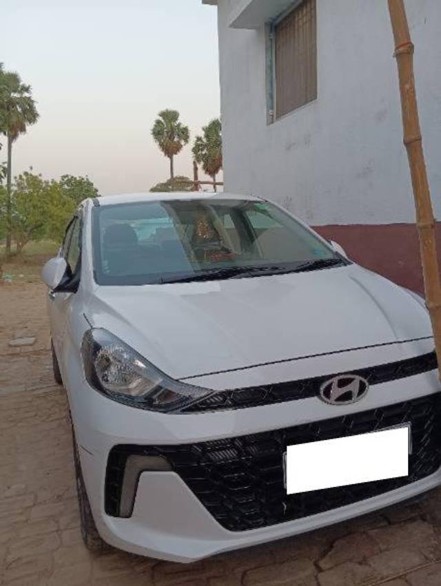 https://images10.gaadi.com/usedcar_image/4213208/original/processed_02fb749a-ca05-4256-8fac-0fe1108b8ca0.jpg?imwidth=6402