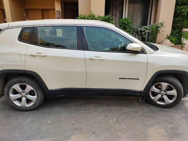 https://images10.gaadi.com/usedcar_image/4213275/original/processed_04c31bed-fe4d-4cf5-8a80-715009d8faff.jpg?imwidth=6401