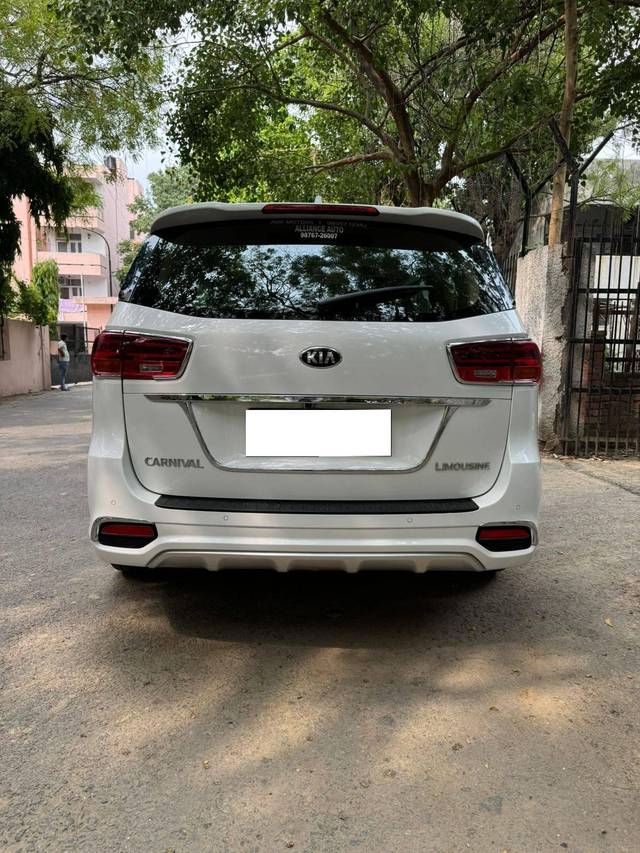 https://images10.gaadi.com/usedcar_image/4213371/original/processed_106644810c0cd583a59e4174ce357ac9.jpeg?imwidth=6402