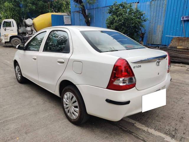 https://images10.gaadi.com/usedcar_image/4213415/original/processed_b120afb39cb32841b67bc7cf36317c85.jpg?imwidth=6402