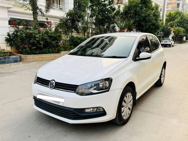 https://images10.gaadi.com/usedcar_image/4213474/original/processed_ee7d75590f39ac2547e28360370c78f3.jpg?imwidth=6402