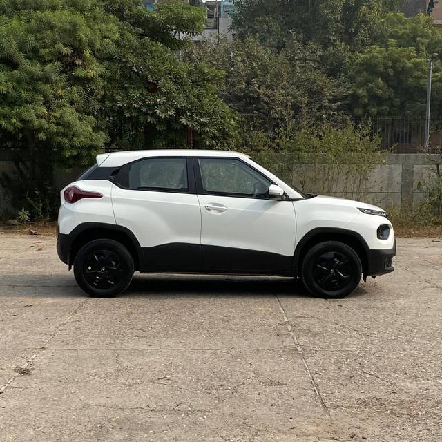 https://images10.gaadi.com/usedcar_image/4213638/original/360371fa93ca62236634ee499462c504.jpg?imwidth=6401