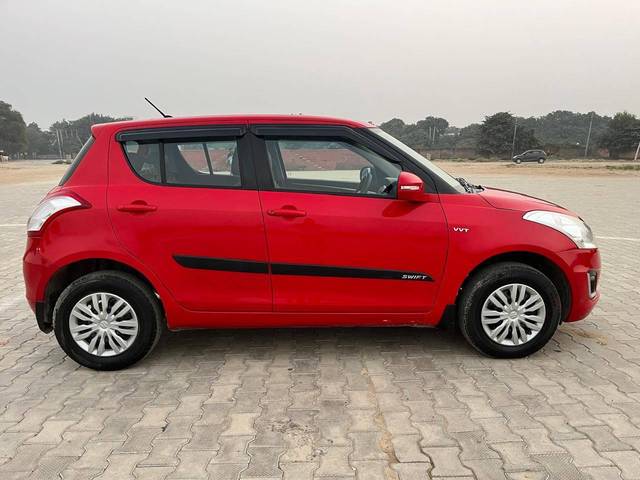 https://images10.gaadi.com/usedcar_image/4213884/original/processed_8a5873e3454f4563ec918621ccc05ee6.jpg?imwidth=6401