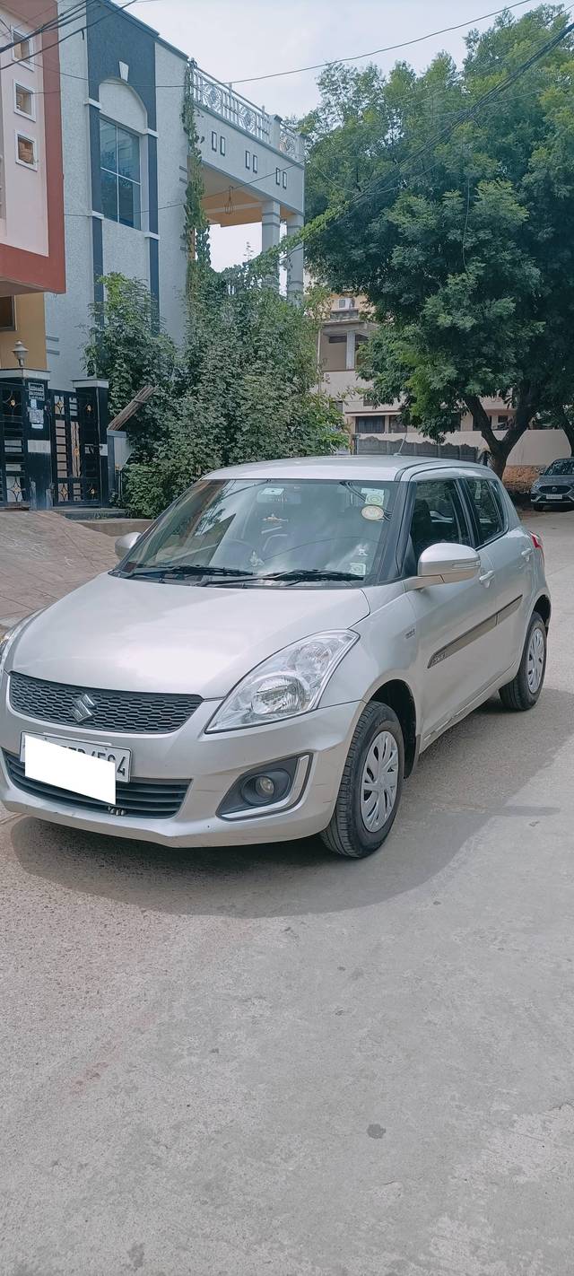 https://images10.gaadi.com/usedcar_image/4213919/original/processed_2a8d64aaaa49a5a030a00920d39ac835.jpg?imwidth=6402