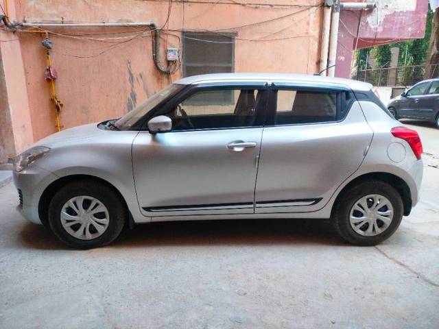 https://images10.gaadi.com/usedcar_image/4213970/original/6fb76414ff71070278d28f26d48e7543.jpg?imwidth=6400