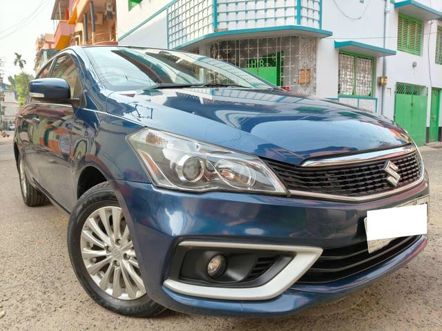 https://images10.gaadi.com/usedcar_image/4214035/original/processed_aaf23c9a0e984588ab0635972aef9dc8.jpg?imwidth=6400