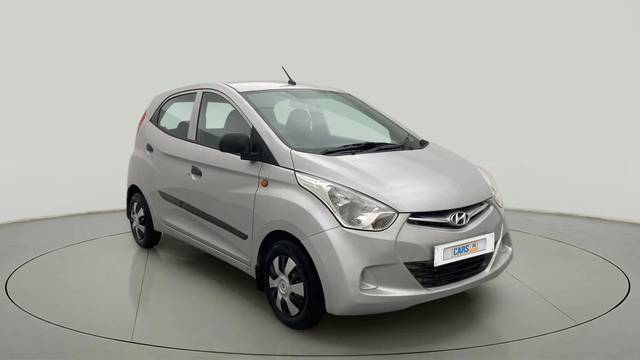 https://images10.gaadi.com/usedcar_image/4214058/original/e63670e54f18c4691a0301a8ed6e5175.jpg?imwidth=6400