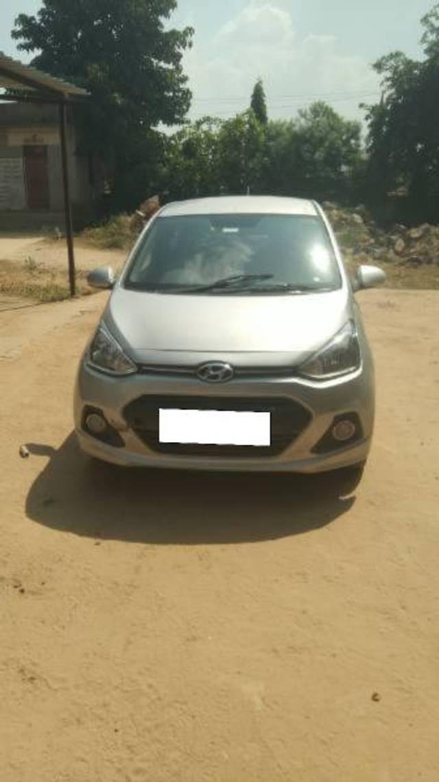 https://images10.gaadi.com/usedcar_image/4214111/original/processed_342a208a-4cab-4f0c-b96b-f6398ce5004e.jpeg?imwidth=6400