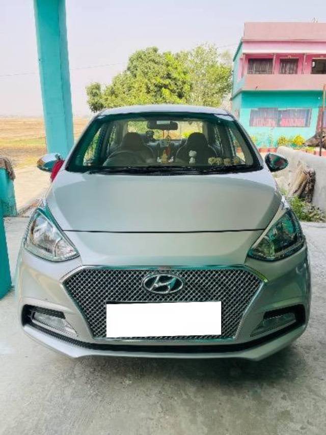 https://images10.gaadi.com/usedcar_image/4214208/original/processed_f303c1fc-04b1-47da-a8ba-c21c50d01938.jpeg?imwidth=6400