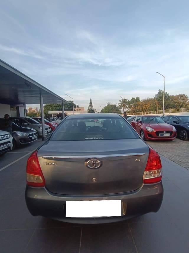 https://images10.gaadi.com/usedcar_image/4214225/original/processed_921dd19c19289b3e9f9d7f828c6de3ca.jpg?imwidth=6401