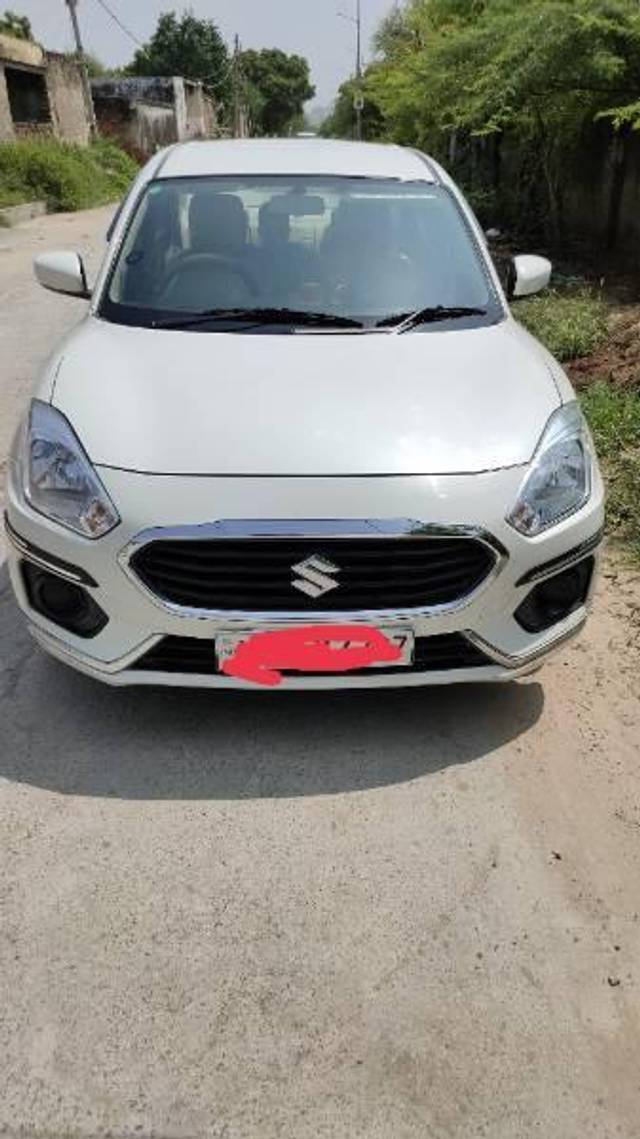 https://images10.gaadi.com/usedcar_image/4214286/original/processed_da275ebe-e429-44e5-a19a-a876eac86cce.jpg?imwidth=6400