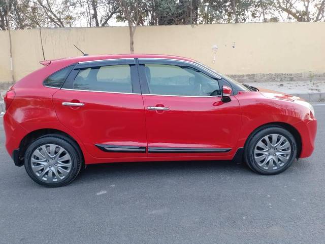 https://images10.gaadi.com/usedcar_image/4214350/original/processed_9520e51e401f083f7f7a652d7bb8394a.jpg?imwidth=6401