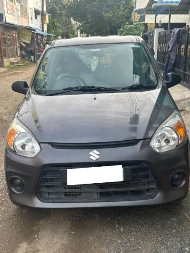 https://images10.gaadi.com/usedcar_image/4214577/original/processed_f324a18b-4d59-4c30-bc2c-05d8d6b6588d.jpeg?imwidth=6402