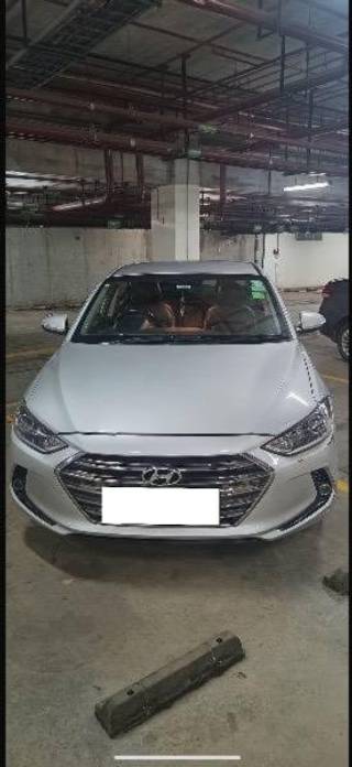 Hyundai Elantra 2015-2019 Hyundai Elantra 2.0 SX Option