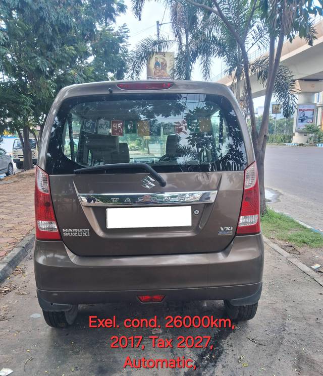 https://images10.gaadi.com/usedcar_image/4214615/original/processed_3566ef3882290801292b6f9534c896b4.jpg?imwidth=6400