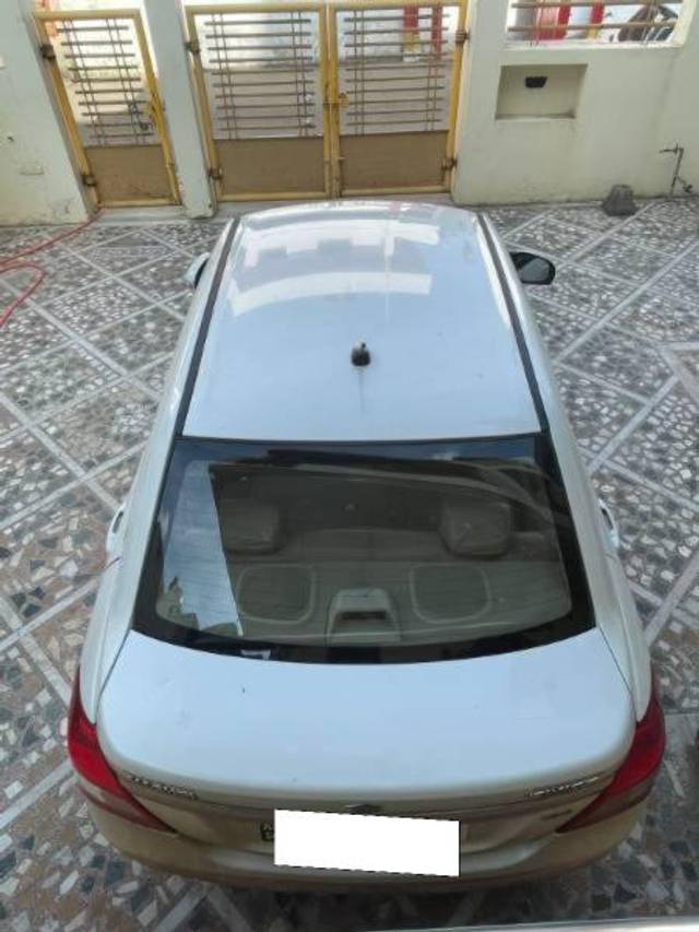 https://images10.gaadi.com/usedcar_image/4214716/original/processed_914bc293-ab07-4c37-a6bb-0b1968c632cb.jpg?imwidth=6402