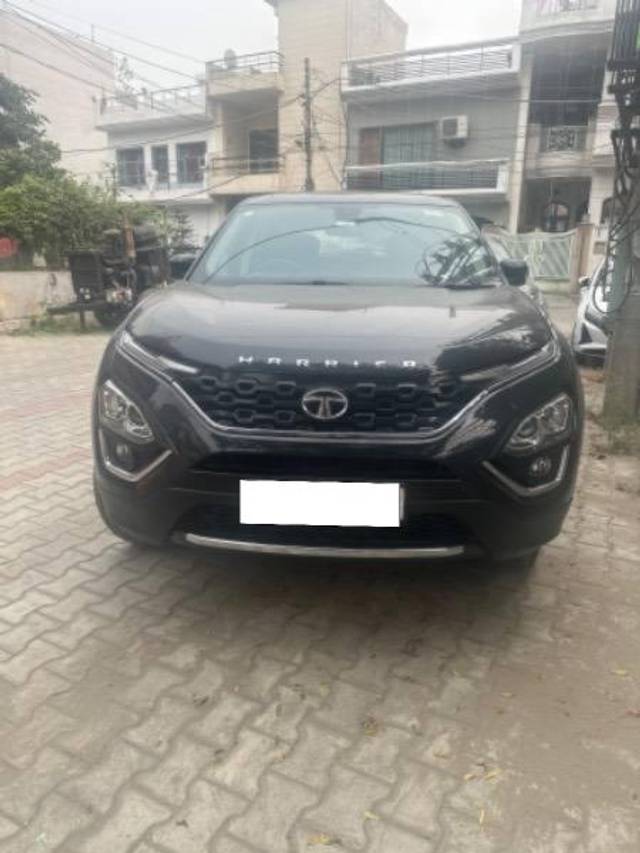 https://images10.gaadi.com/usedcar_image/4214817/original/processed_48a6ba23-4a54-4fe4-96d0-ee98e584703d.jpg?imwidth=6401