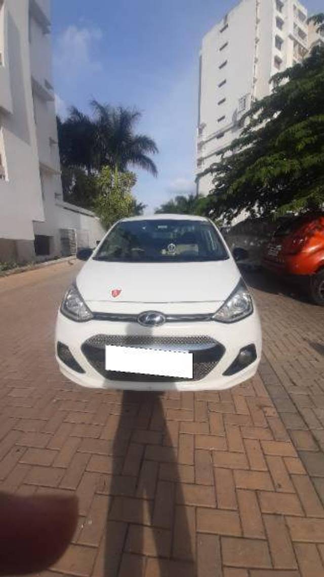 https://images10.gaadi.com/usedcar_image/4214914/original/d3910909cc0cfb0ad1a6dee5f1c7509a.jpg?imwidth=6400