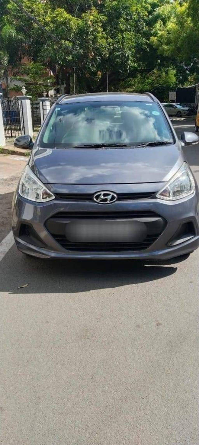 https://images10.gaadi.com/usedcar_image/4214944/original/processed_413fa830fce265a69a82fb4efa74c9bf.png?imwidth=6400