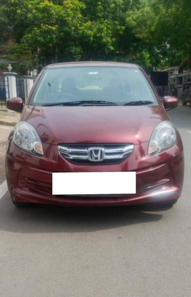 https://images10.gaadi.com/usedcar_image/4214959/original/98a050ee3aae776fec1fc7b452129a83.png?imwidth=6402