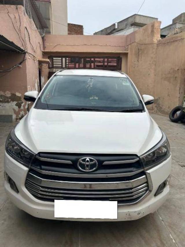 https://images10.gaadi.com/usedcar_image/4214969/original/435863025ff9ed05133f322815321579.jpeg?imwidth=6400