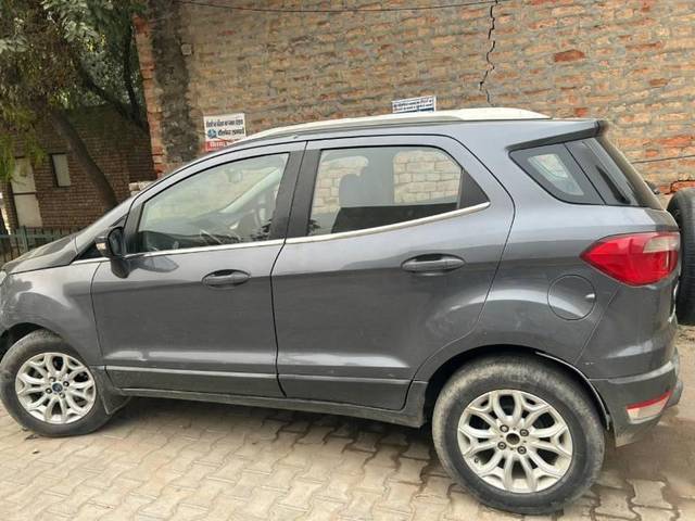 https://images10.gaadi.com/usedcar_image/4215118/original/processed_3fcb2f50-bf3d-448d-9ac2-99c10931fc08.jpg?imwidth=6402