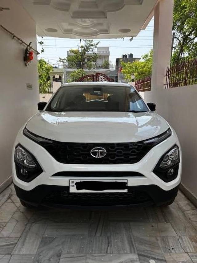 https://images10.gaadi.com/usedcar_image/4215147/original/processed_58cdc5c1-6bcb-4cf4-b50d-ba9c9e850f06.jpg?imwidth=6400