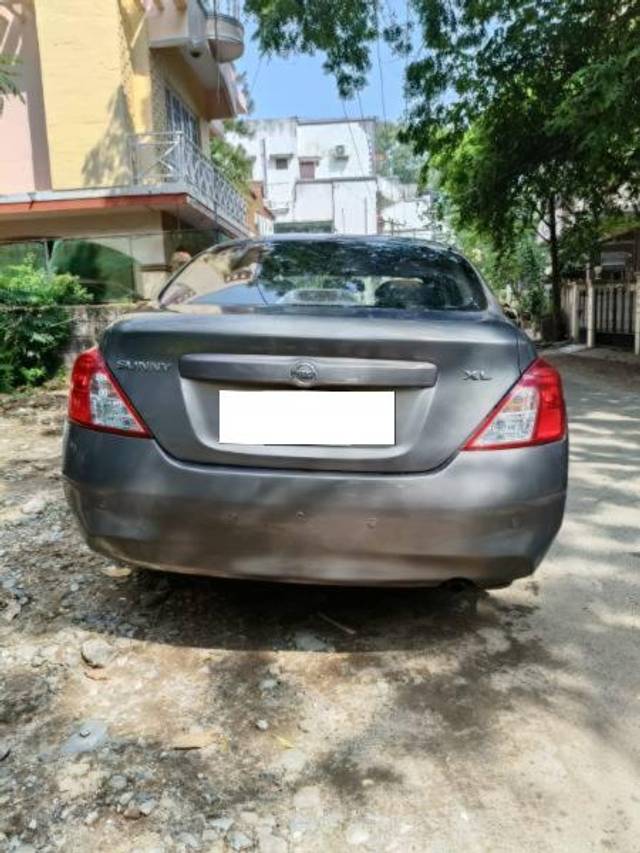 https://images10.gaadi.com/usedcar_image/4215246/original/processed_35e75394-2154-4135-8e9c-6a9471a72b79.jpg?imwidth=6402