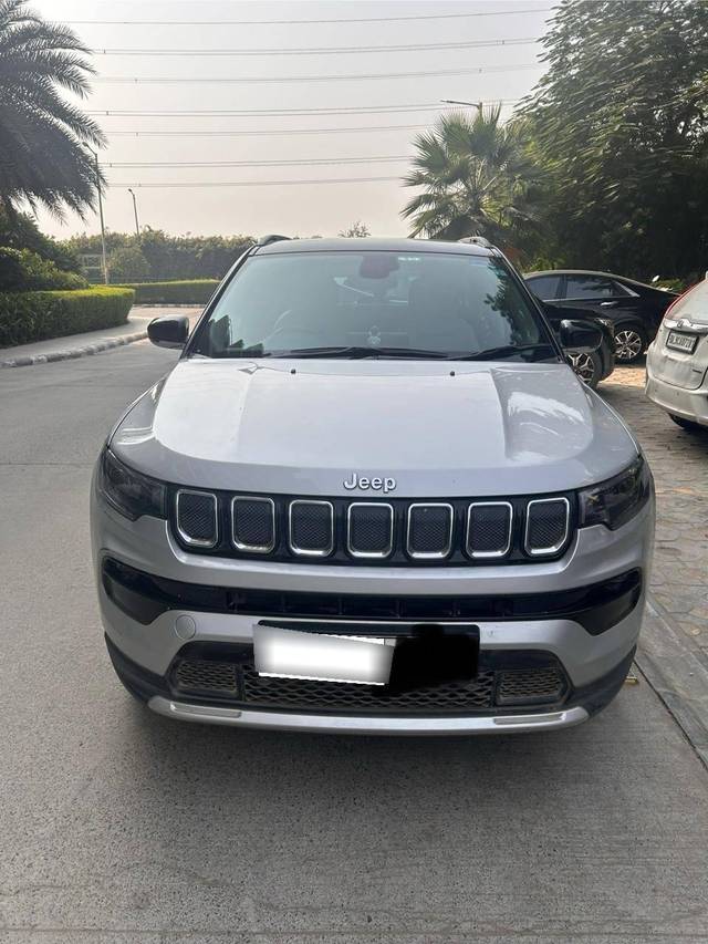 https://images10.gaadi.com/usedcar_image/4215256/original/processed_ac38467f48df96fbb7068db281563d09.jpg?imwidth=6400