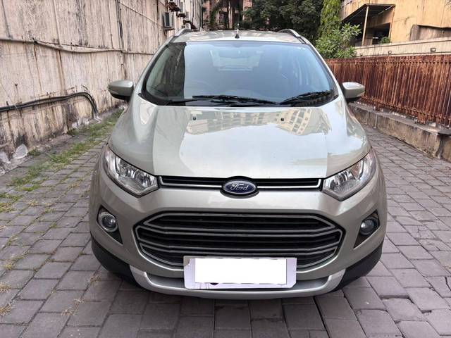 https://images10.gaadi.com/usedcar_image/4215292/original/processed_10d4f05f563a27f630bfe3b71fd08bbf.jpg?imwidth=6402