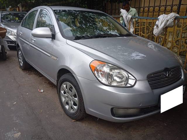 https://images10.gaadi.com/usedcar_image/4215300/original/processed_4ee37ee17a0682feab8d21c777426dea.jpg?imwidth=6400